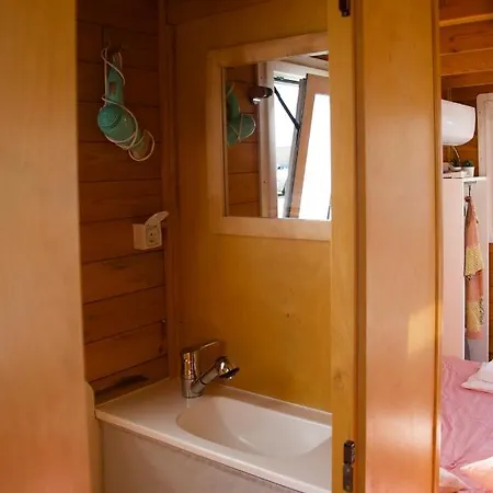 House Boat V Al Poetto 2 Pax Piu' 1 Appartement