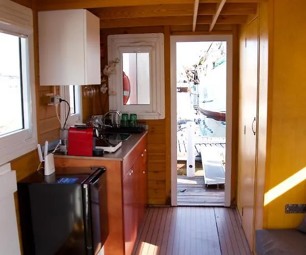 Casa Galleggiante V Al Poetto 2 Pax Piu' 1 Daire